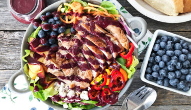 blueberry balsamic grilled turkey salad